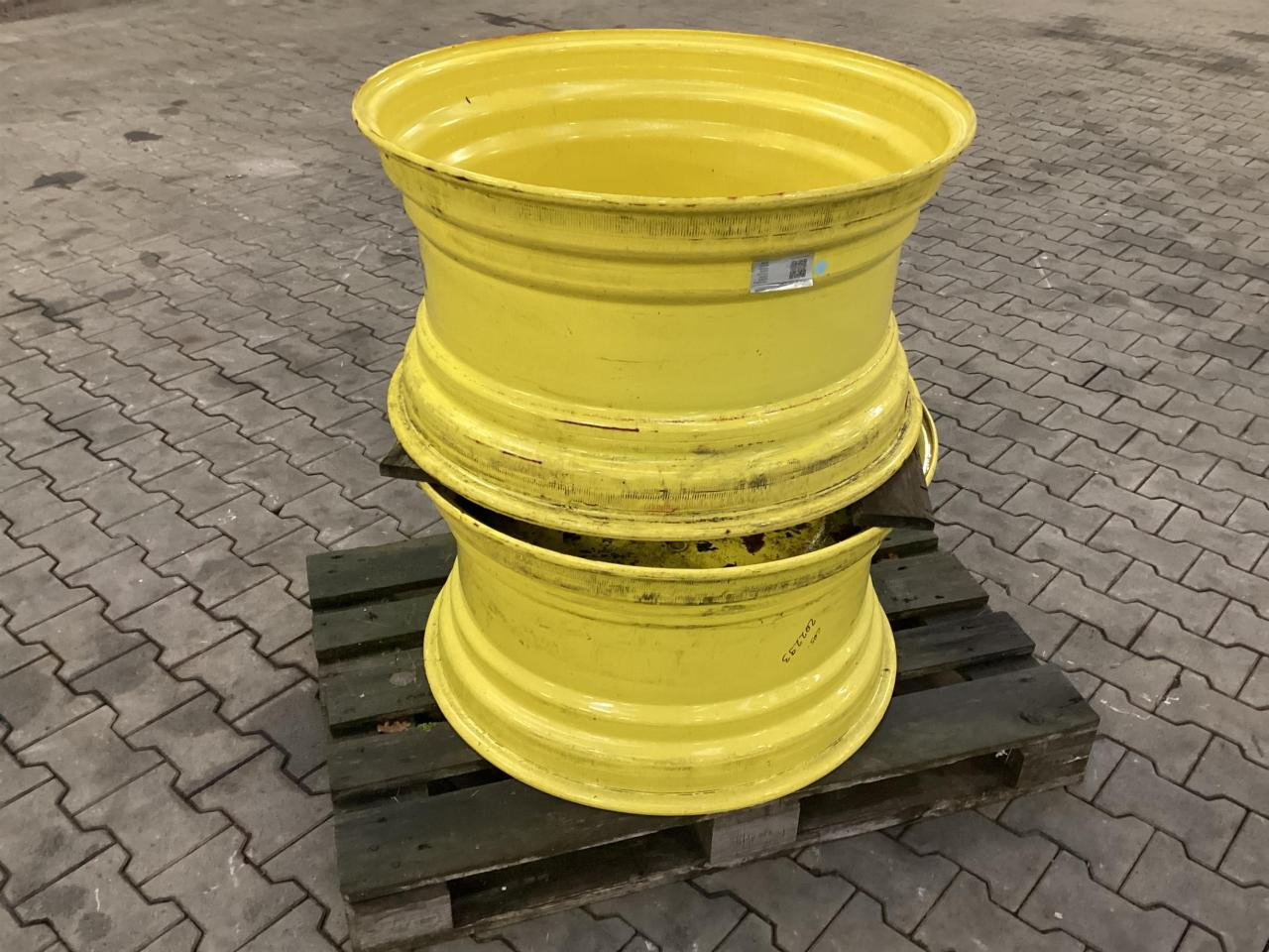 John Deere 16x30 - الإطارات - الآلات والماكينات الزراعية: صور 1 John Deere 16x30 - الإطارات - الآلات والماكينات الزراعية: صور 1