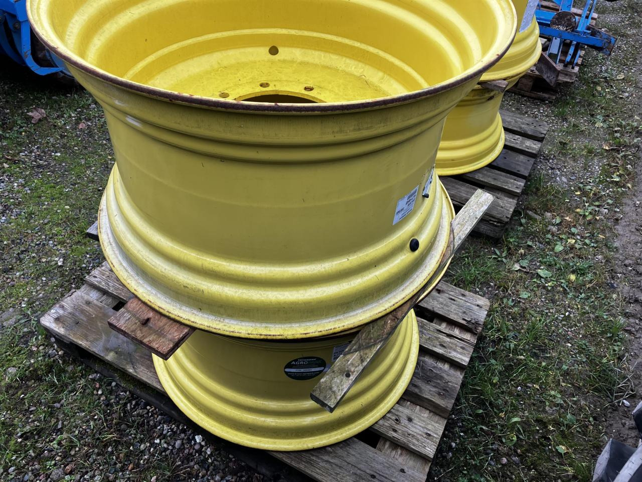 John Deere 18x30 - الإطارات - الآلات والماكينات الزراعية: صور 5 John Deere 18x30 - الإطارات - الآلات والماكينات الزراعية: صور 5