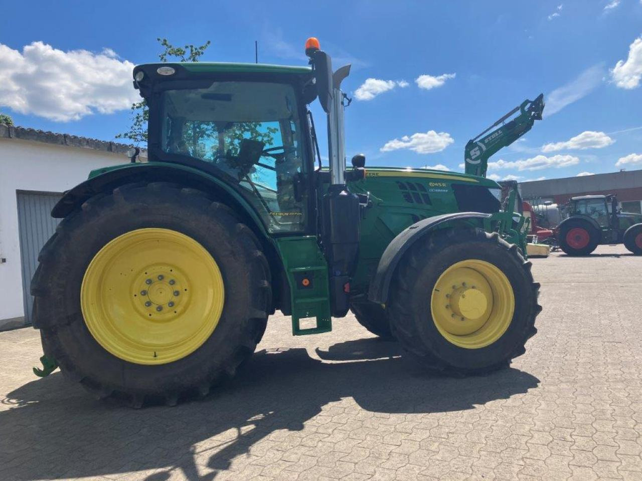 John Deere 6145R - جرار: صور 3 John Deere 6145R - جرار: صور 3