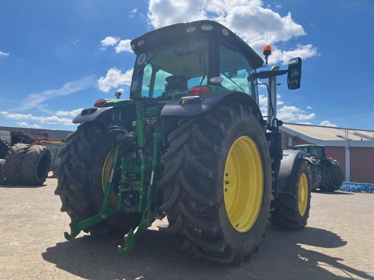 John Deere 6145R - جرار: صور 4 John Deere 6145R - جرار: صور 4