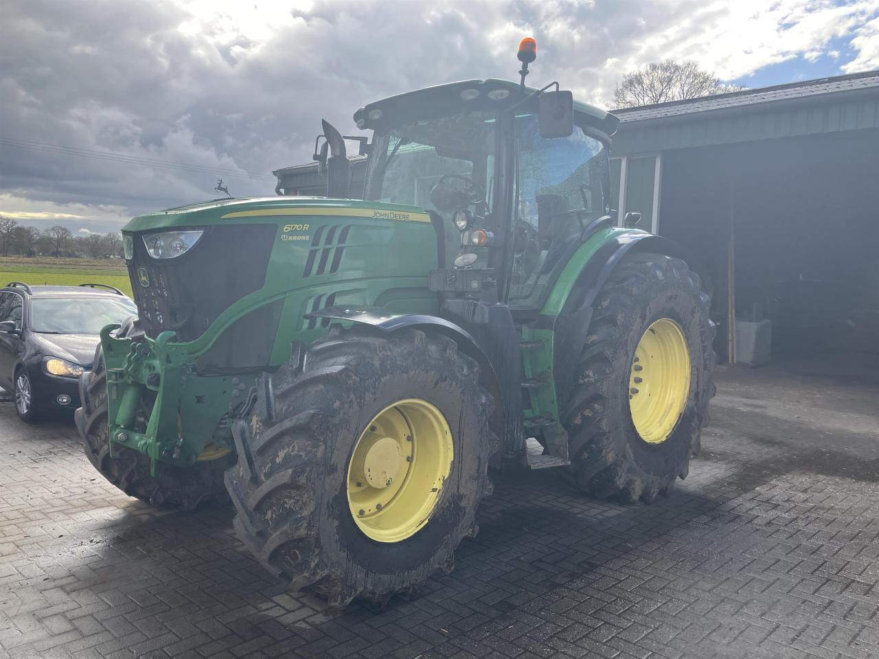 John Deere 6170R - جرار: صور 4 John Deere 6170R - جرار: صور 4