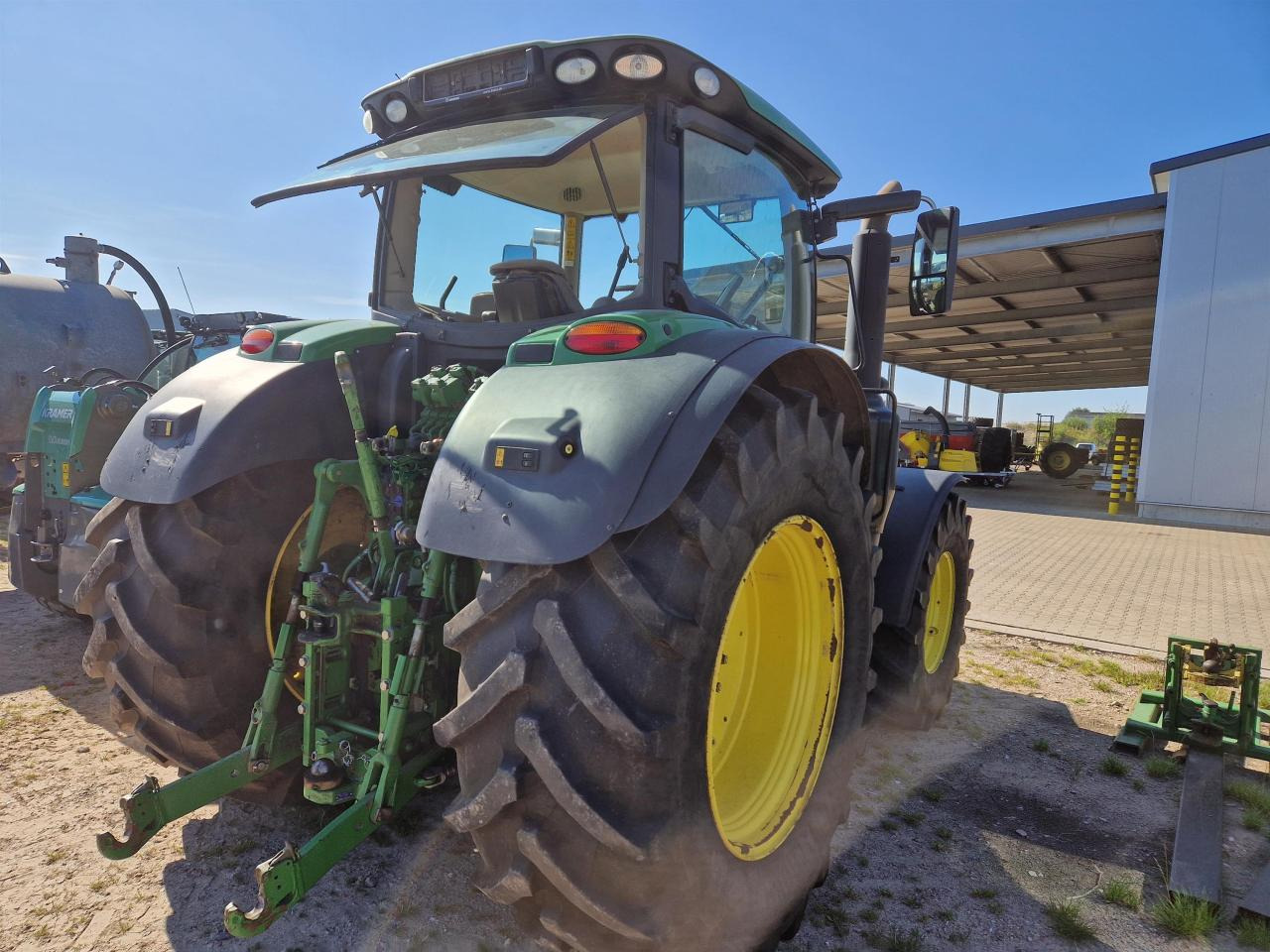 John Deere 6195R - جرار: صور 3 John Deere 6195R - جرار: صور 3