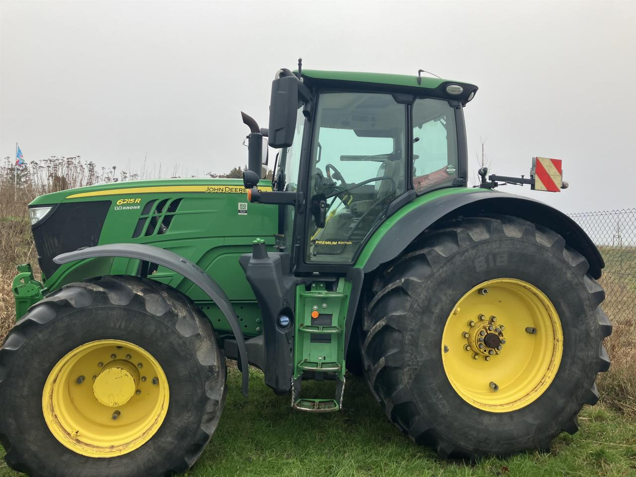 John Deere 6215R - جرار: صور 2 John Deere 6215R - جرار: صور 2
