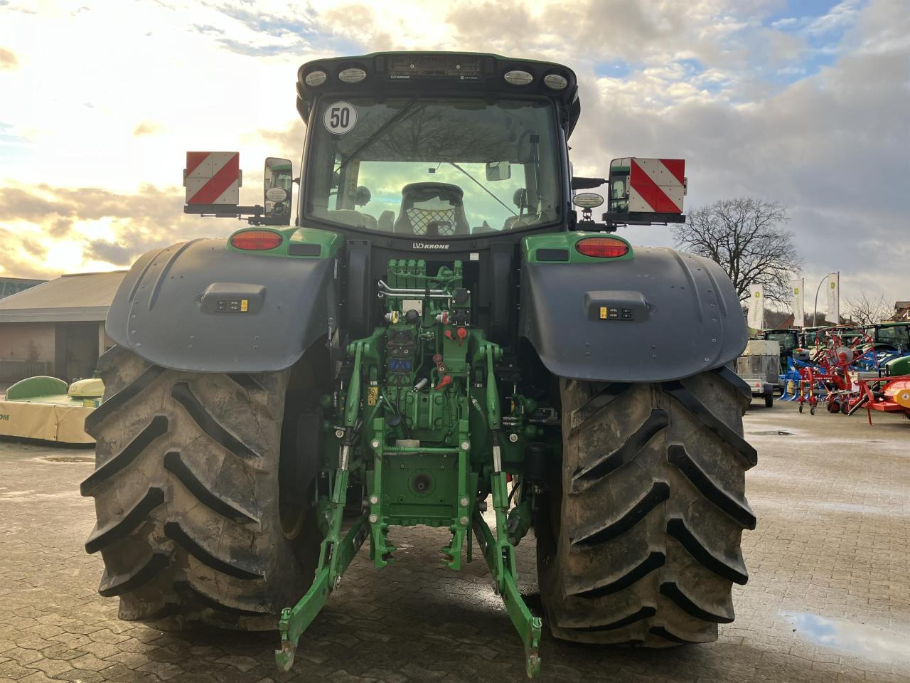John Deere 6215R - جرار: صور 3 John Deere 6215R - جرار: صور 3