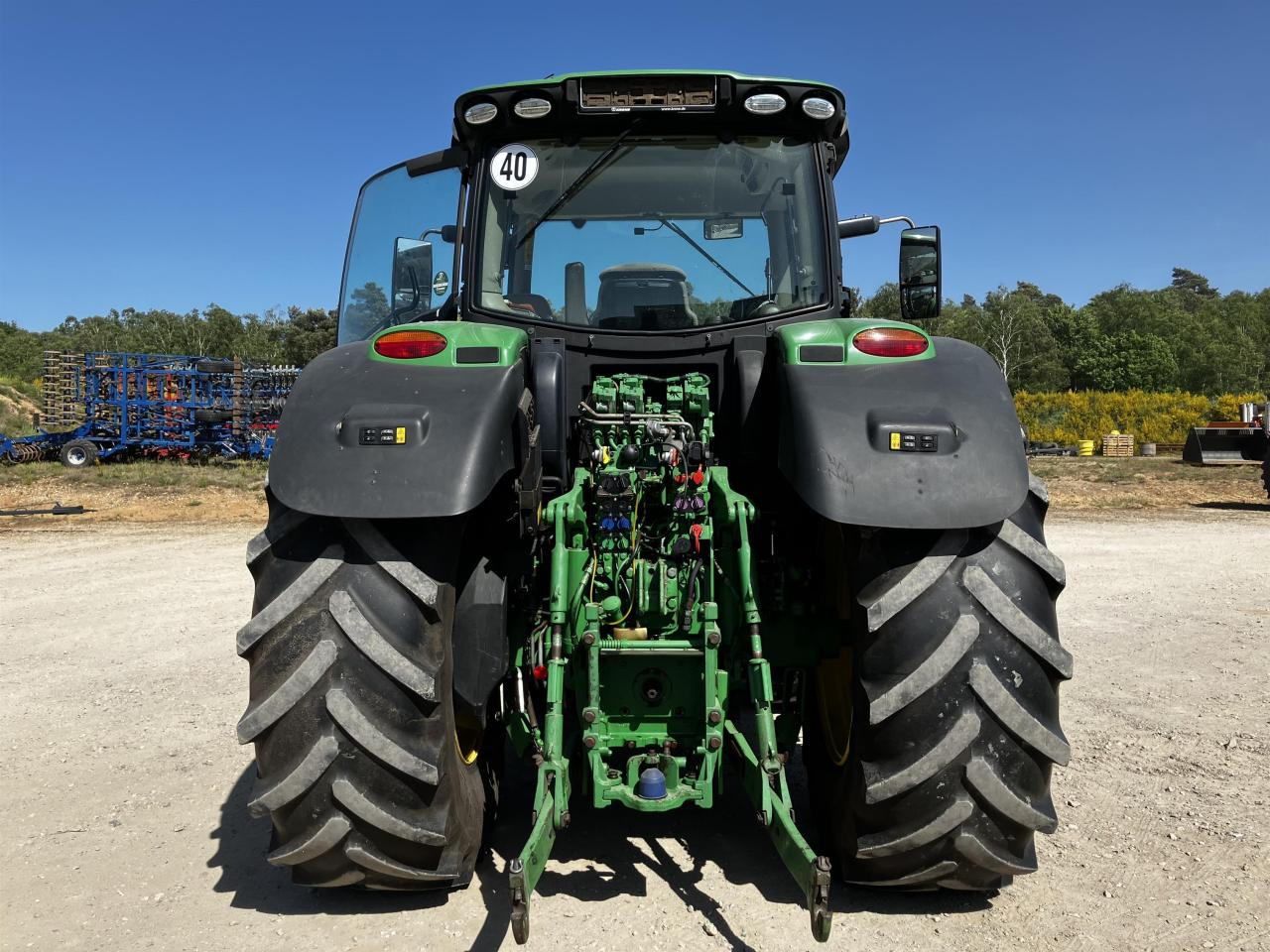 John Deere 6215R - جرار: صور 5 John Deere 6215R - جرار: صور 5