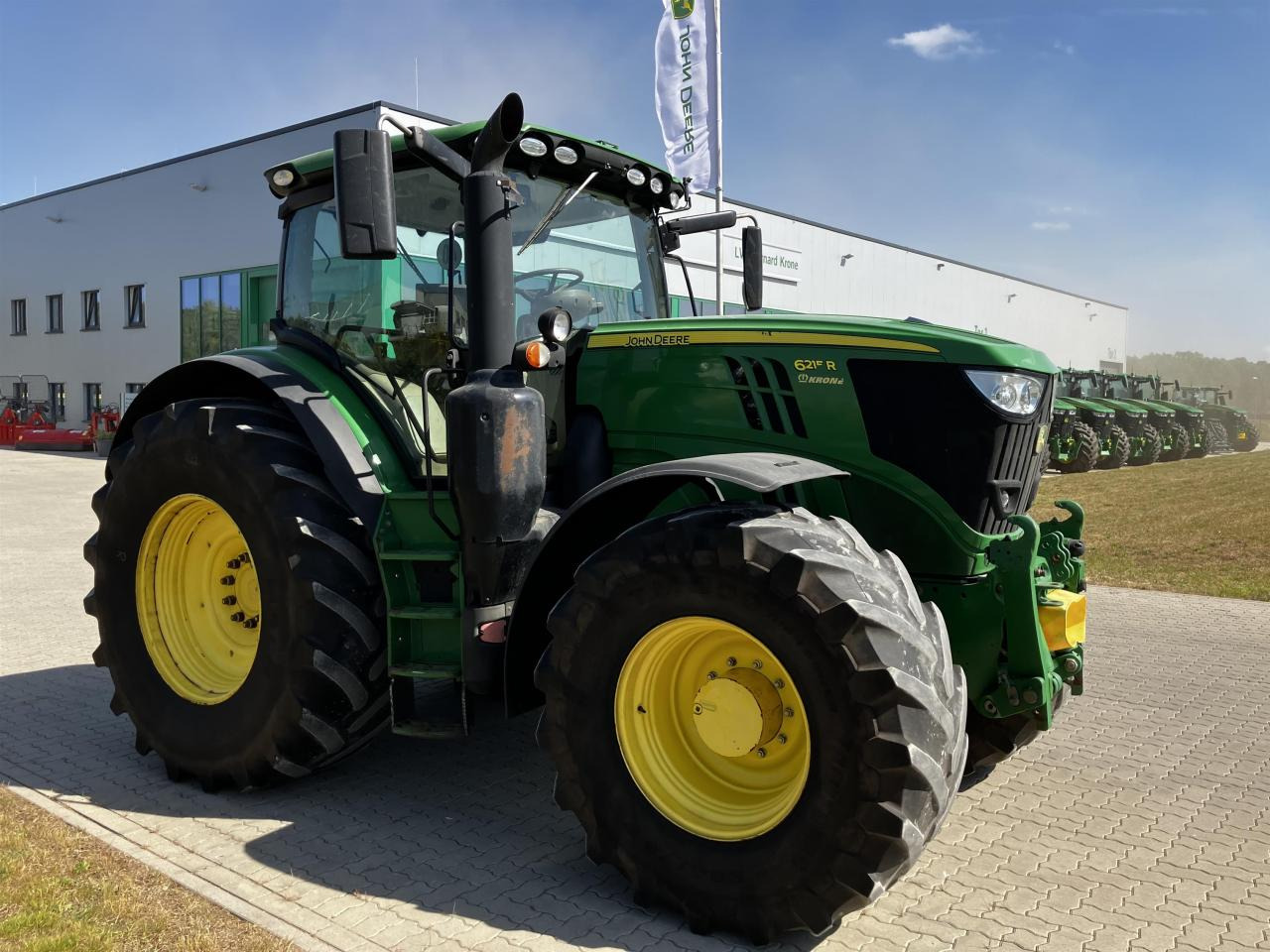 John Deere 6215R - جرار: صور 2 John Deere 6215R - جرار: صور 2
