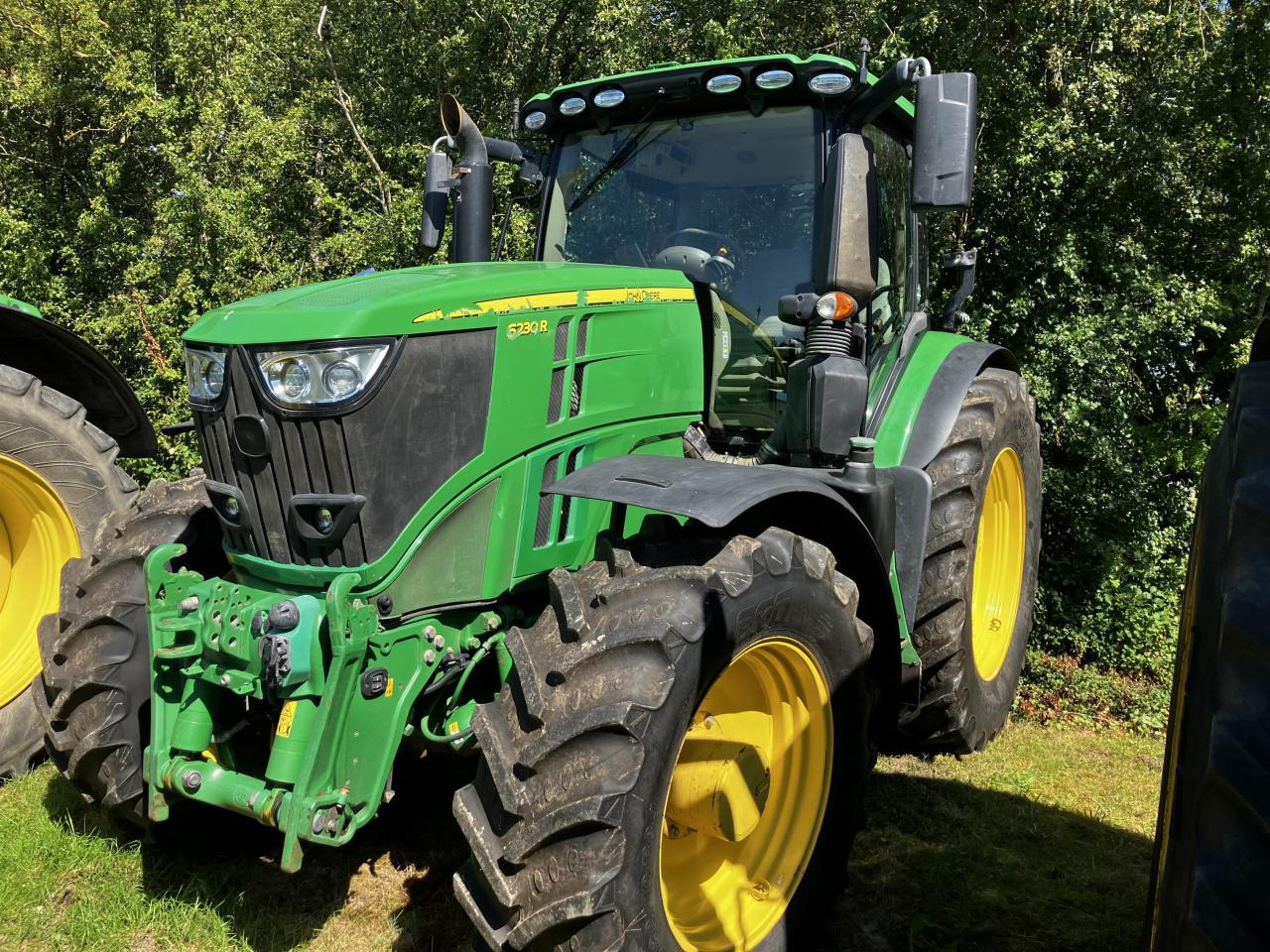 John Deere 6230R - جرار: صور 1 John Deere 6230R - جرار: صور 1