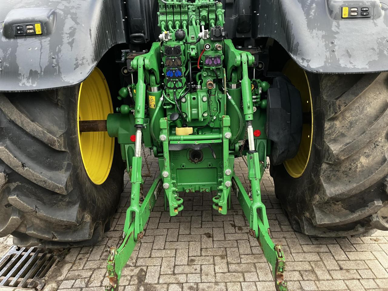 جرار John Deere 6230R: صور 6 جرار John Deere 6230R: صور 6