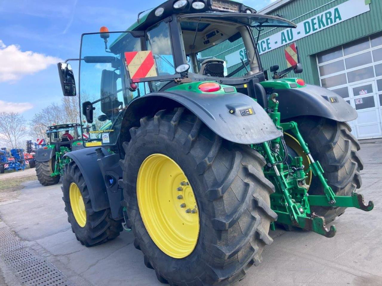 John Deere 6250R - جرار: صور 4 John Deere 6250R - جرار: صور 4