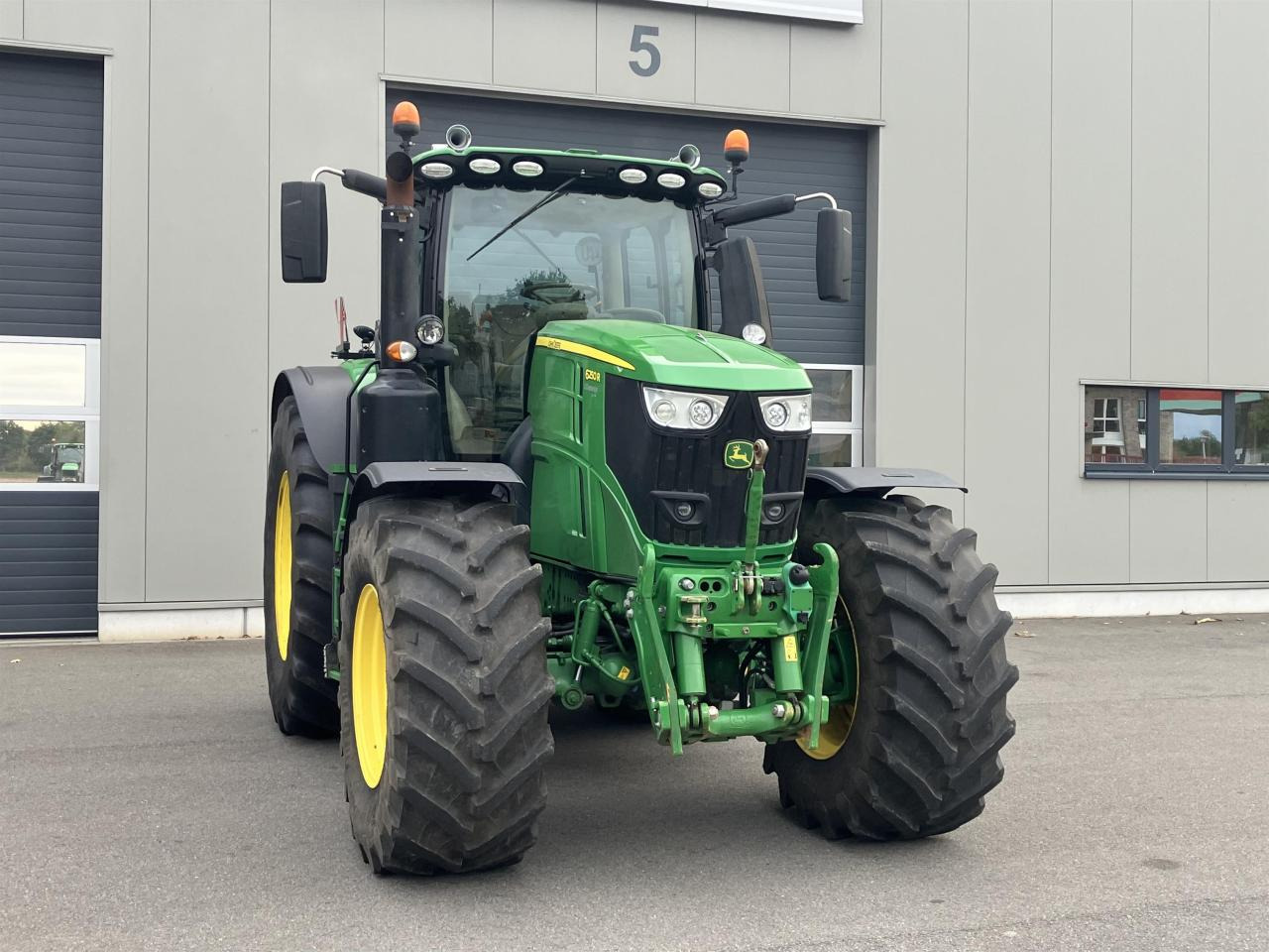 John Deere 6250R - جرار: صور 3 John Deere 6250R - جرار: صور 3