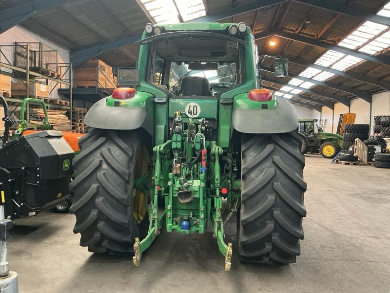 John Deere 6820 - جرار: صور 3 John Deere 6820 - جرار: صور 3