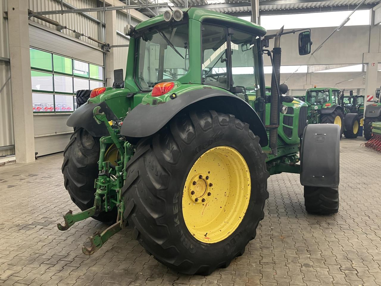 John Deere 6830 Premium - جرار: صور 3 John Deere 6830 Premium - جرار: صور 3