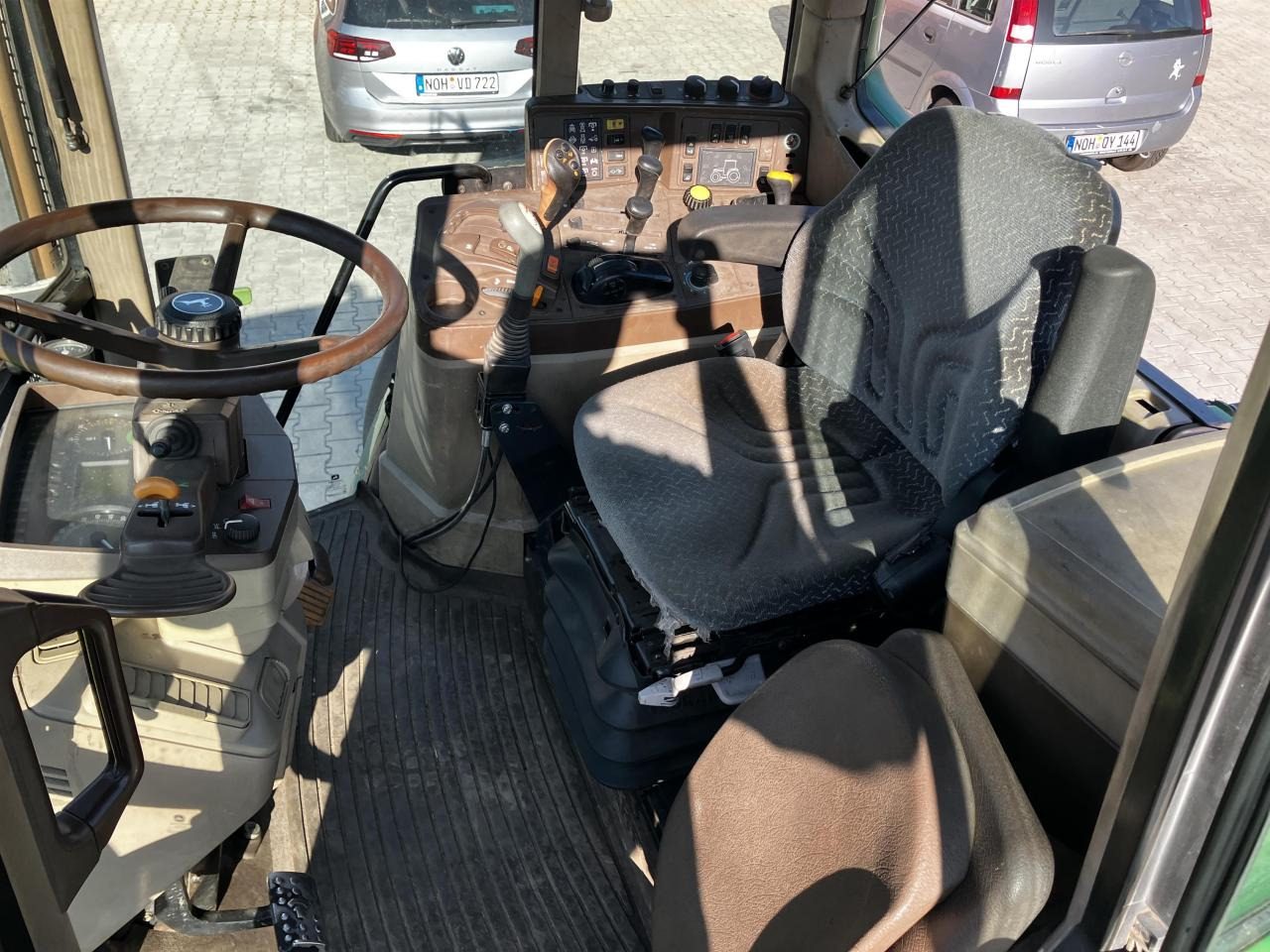 John Deere 6920 S - جرار: صور 5 John Deere 6920 S - جرار: صور 5