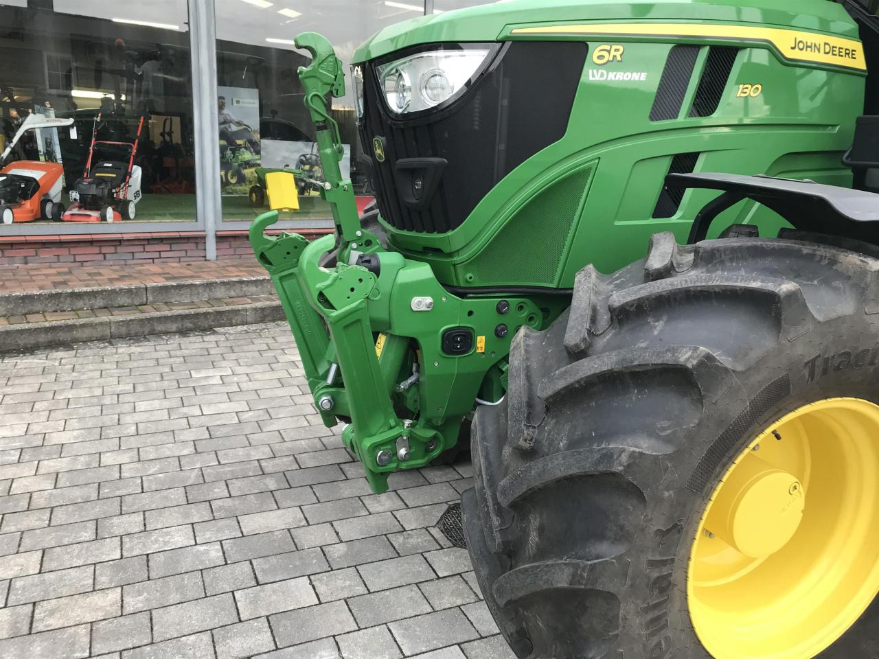 John Deere 6R 130 - جرار: صور 4 John Deere 6R 130 - جرار: صور 4