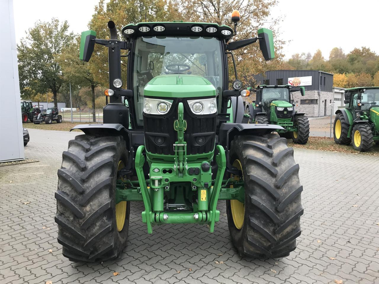 John Deere 6R 155 - جرار: صور 3 John Deere 6R 155 - جرار: صور 3