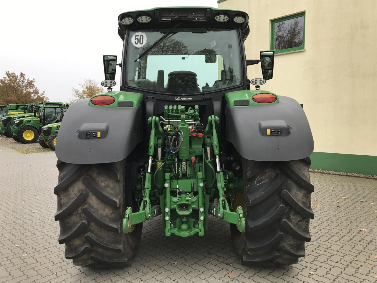 John Deere 6R 155 - جرار: صور 5 John Deere 6R 155 - جرار: صور 5