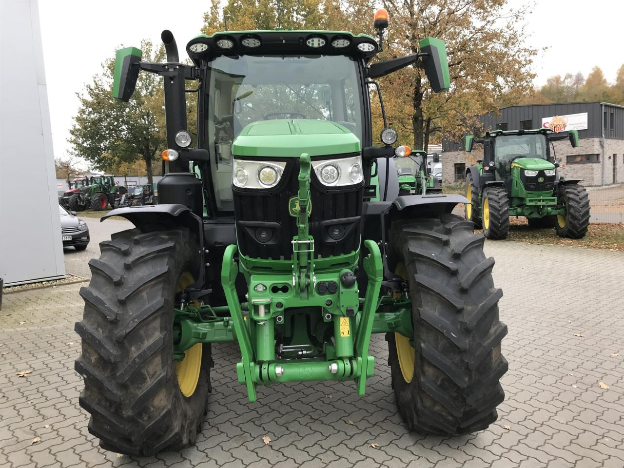 John Deere 6R 155 - جرار: صور 3 John Deere 6R 155 - جرار: صور 3