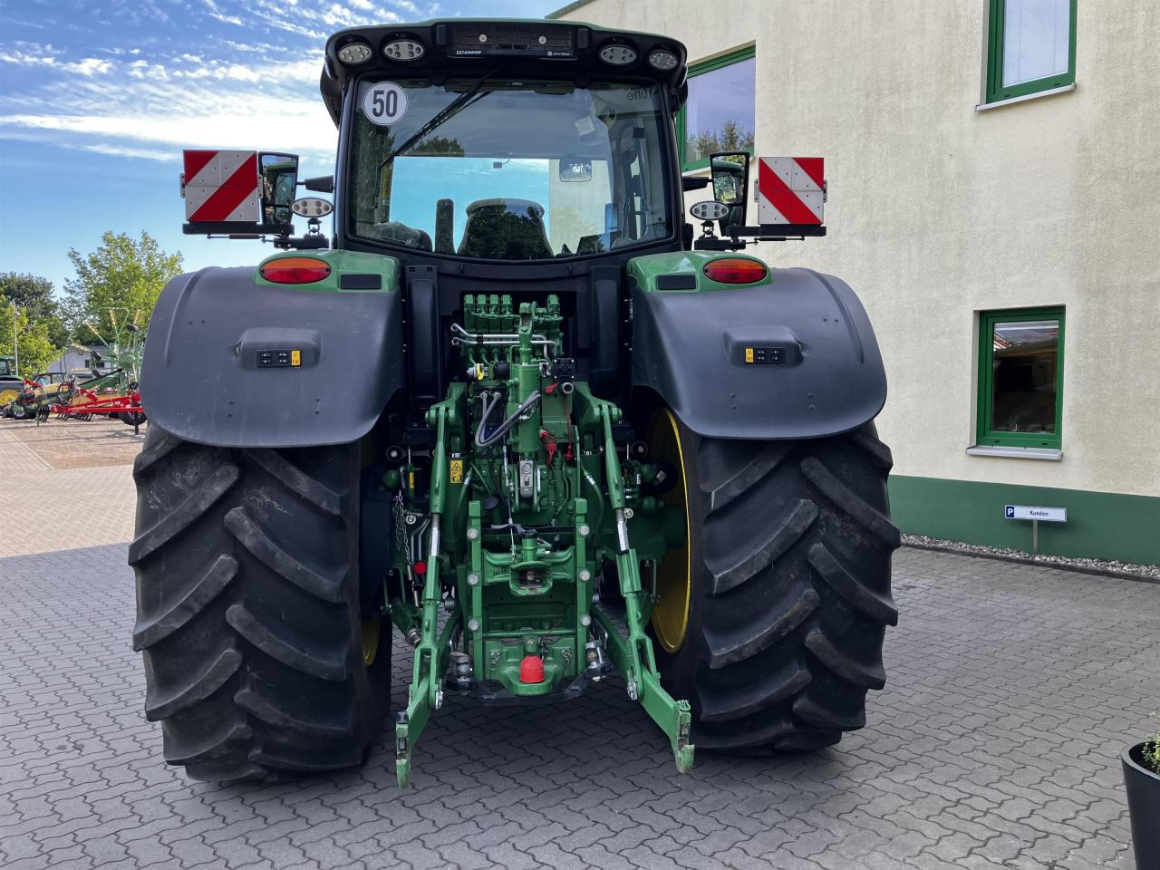 John Deere 6R 175 - جرار: صور 5 John Deere 6R 175 - جرار: صور 5
