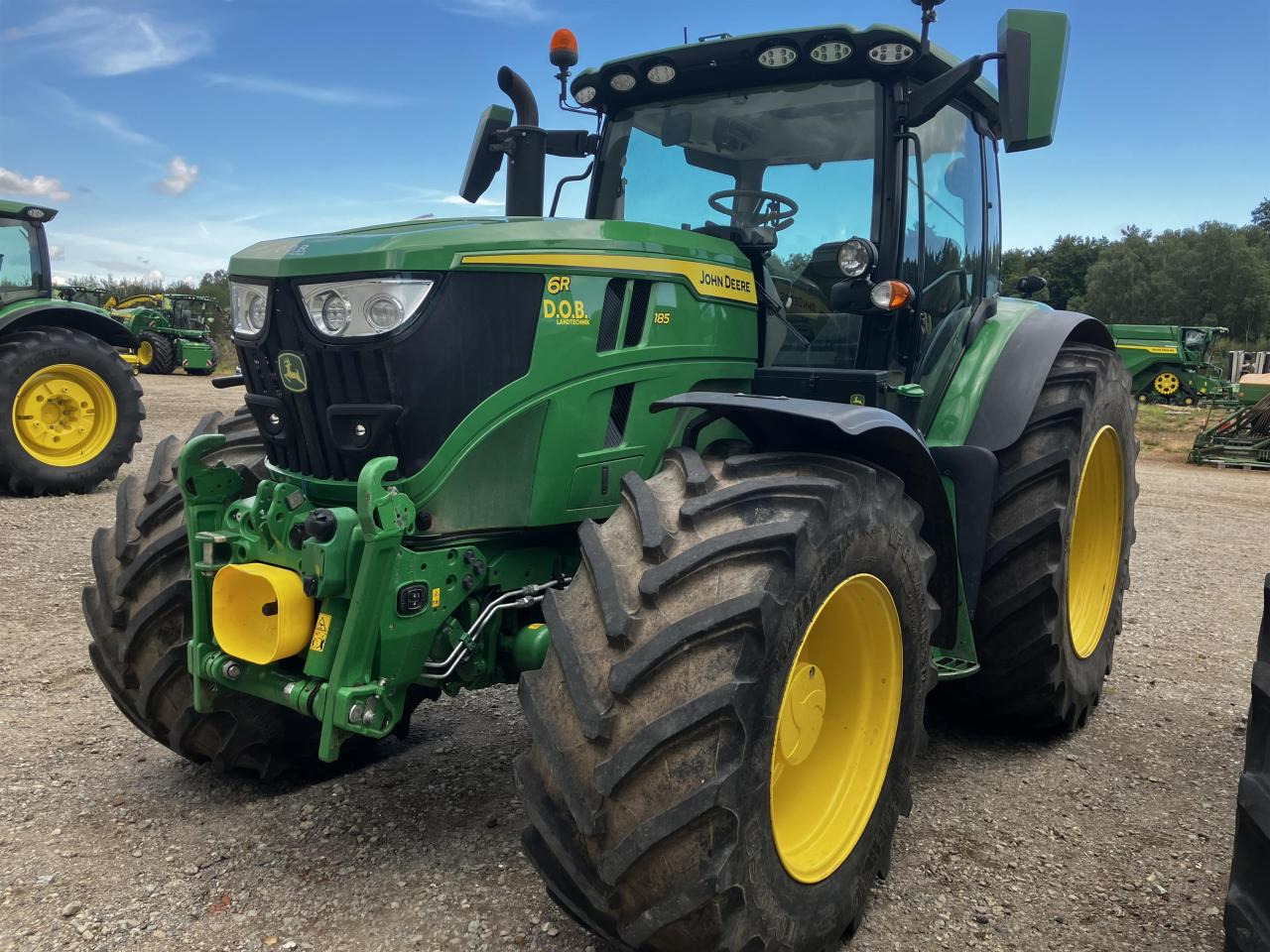 John Deere 6R 185 - جرار: صور 1 John Deere 6R 185 - جرار: صور 1