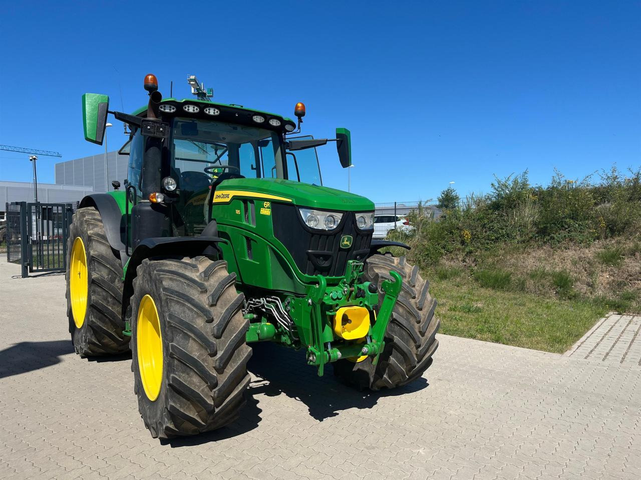 John Deere 6R 185 - جرار: صور 3 John Deere 6R 185 - جرار: صور 3