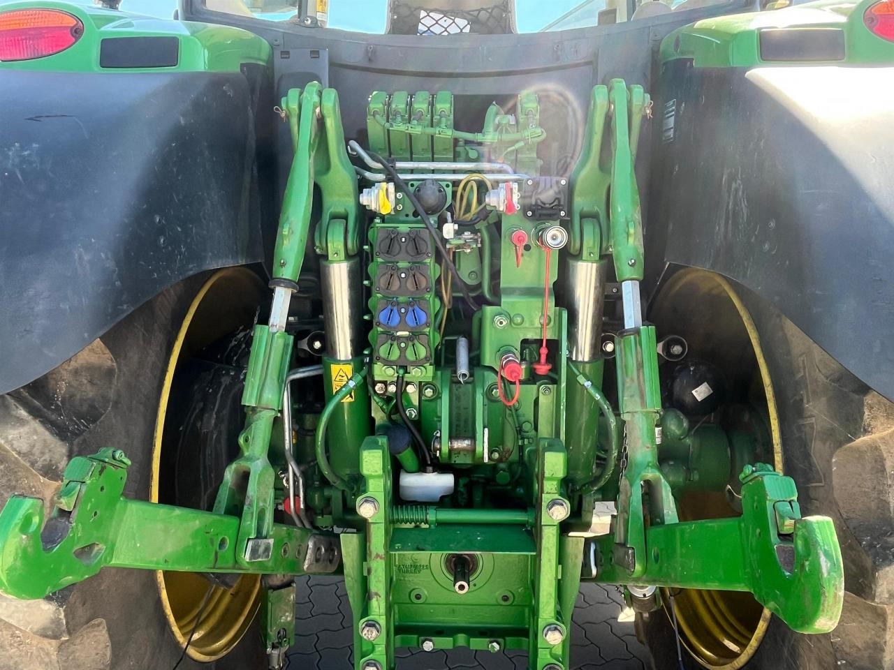 John Deere 6R 185 - جرار: صور 5 John Deere 6R 185 - جرار: صور 5