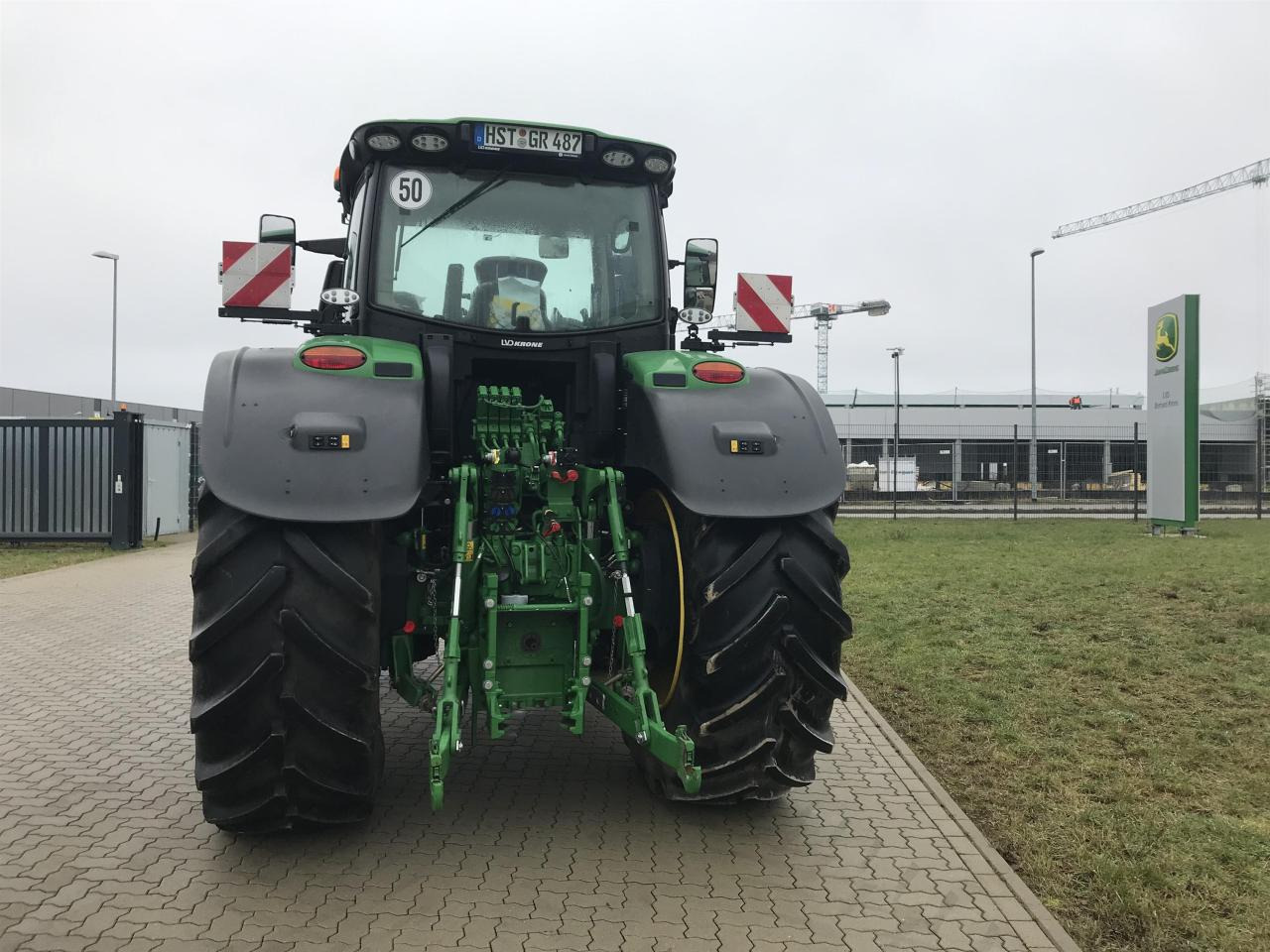 John Deere 6R 250 - جرار: صور 5 John Deere 6R 250 - جرار: صور 5