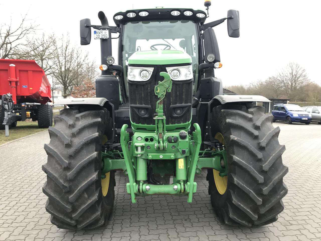 John Deere 6R 250 - جرار: صور 3 John Deere 6R 250 - جرار: صور 3
