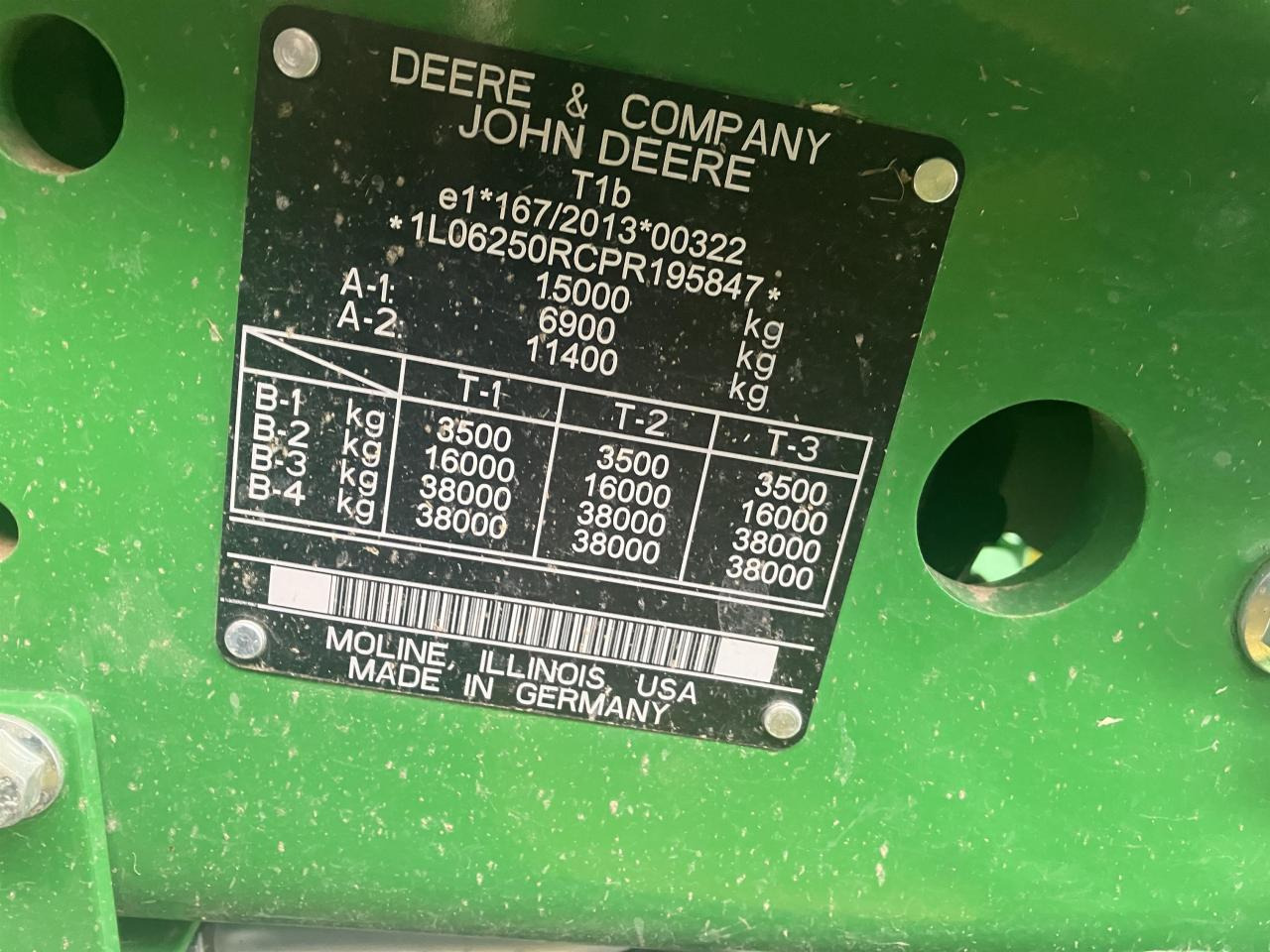 John Deere 6R 250 - جرار: صور 5 John Deere 6R 250 - جرار: صور 5