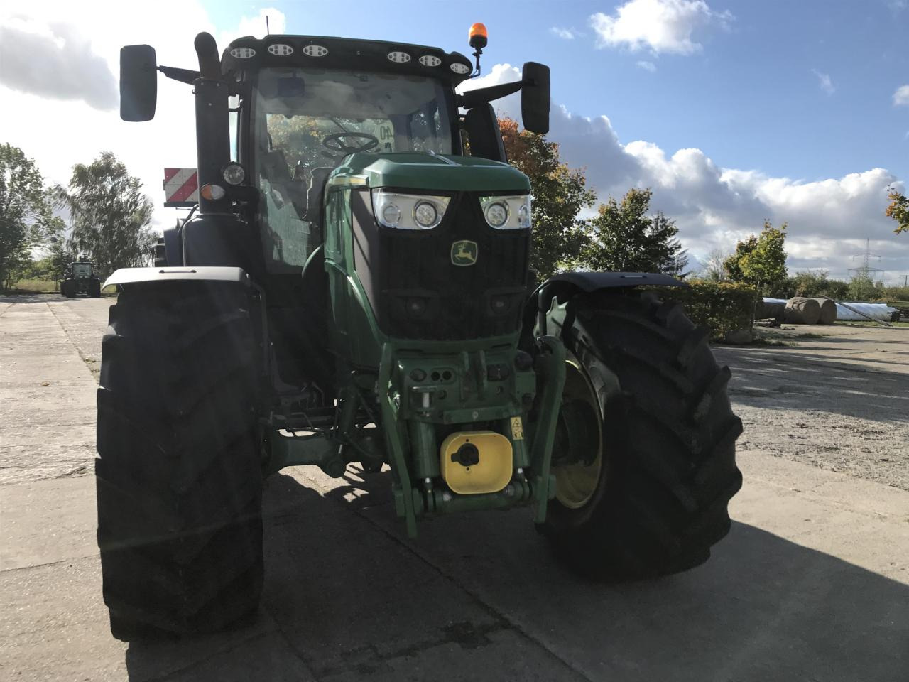 John Deere 6R 250 - جرار: صور 3 John Deere 6R 250 - جرار: صور 3