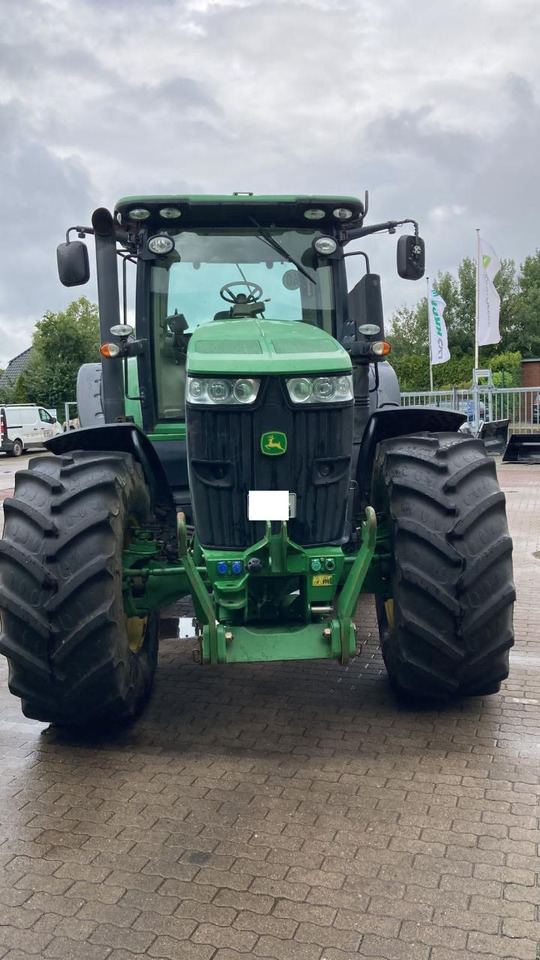 John Deere 7230R - جرار: صور 3 John Deere 7230R - جرار: صور 3
