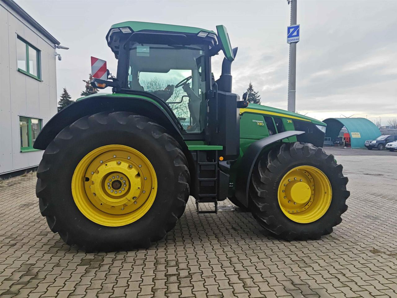 John Deere 7R 330 - جرار: صور 2 John Deere 7R 330 - جرار: صور 2