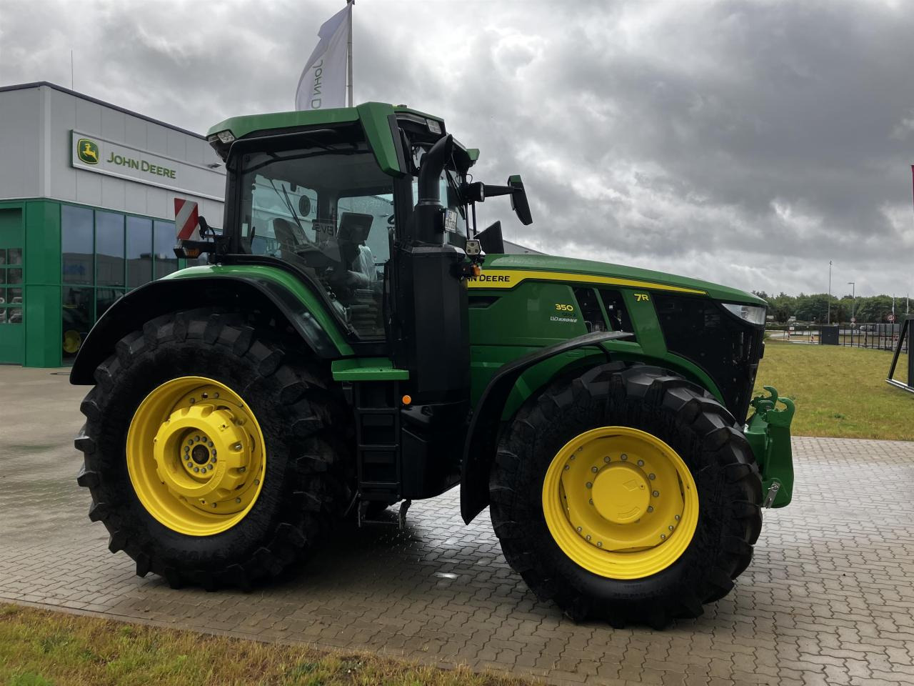 John Deere 7R 350 - جرار: صور 2 John Deere 7R 350 - جرار: صور 2
