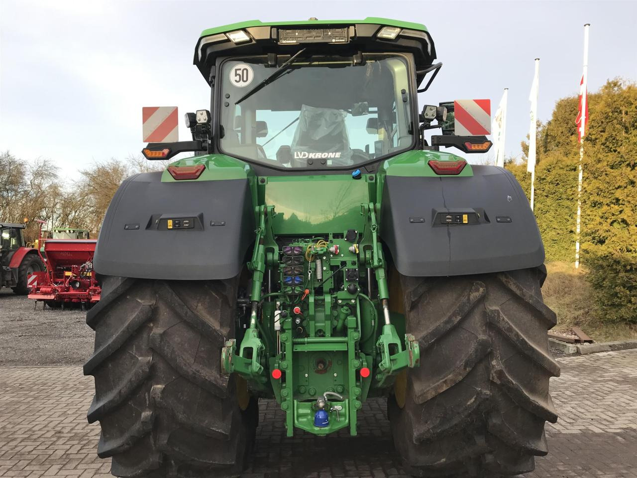 John Deere 7R 350 - جرار: صور 5 John Deere 7R 350 - جرار: صور 5