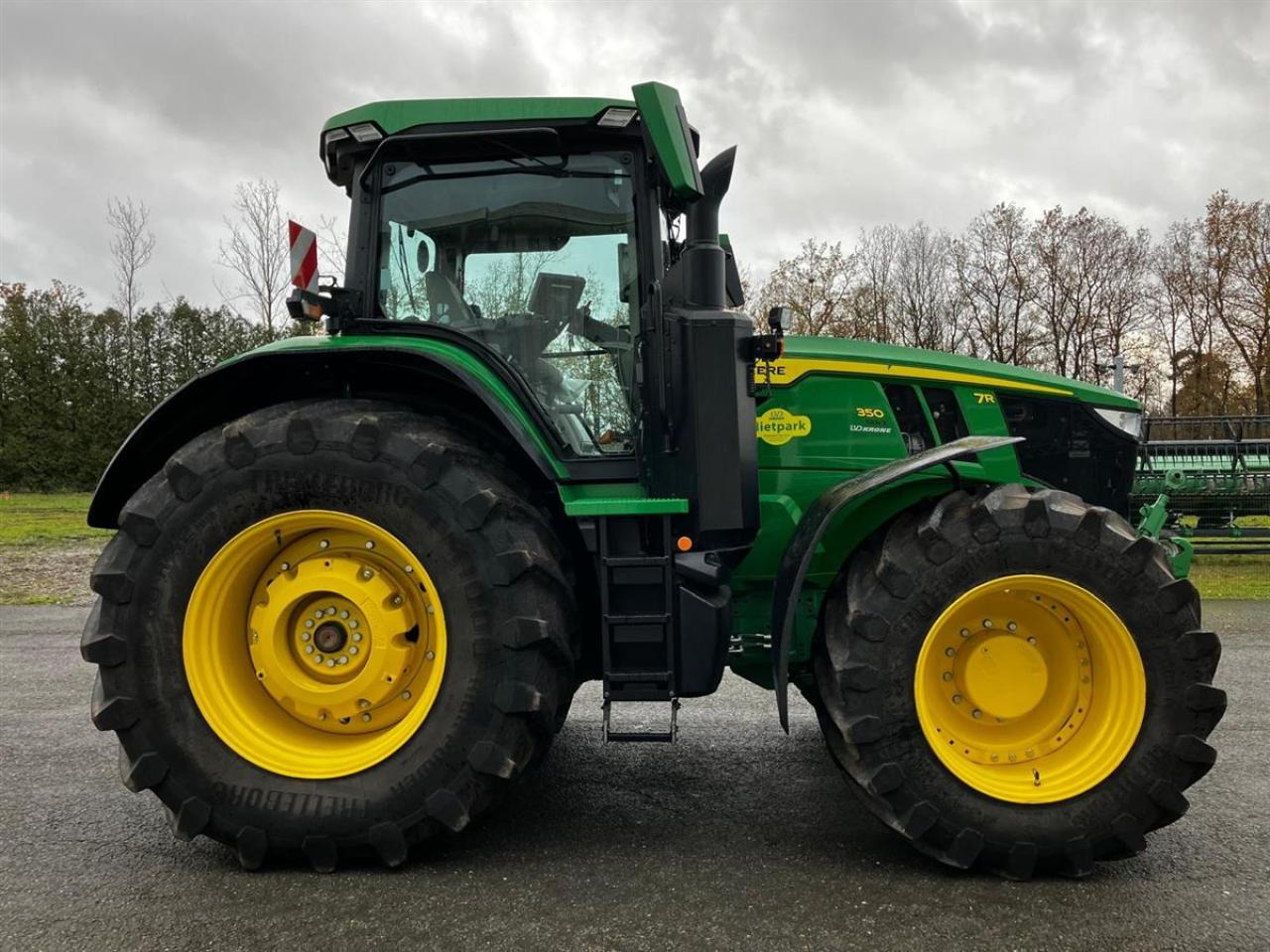 John Deere 7R 350 - جرار: صور 2 John Deere 7R 350 - جرار: صور 2