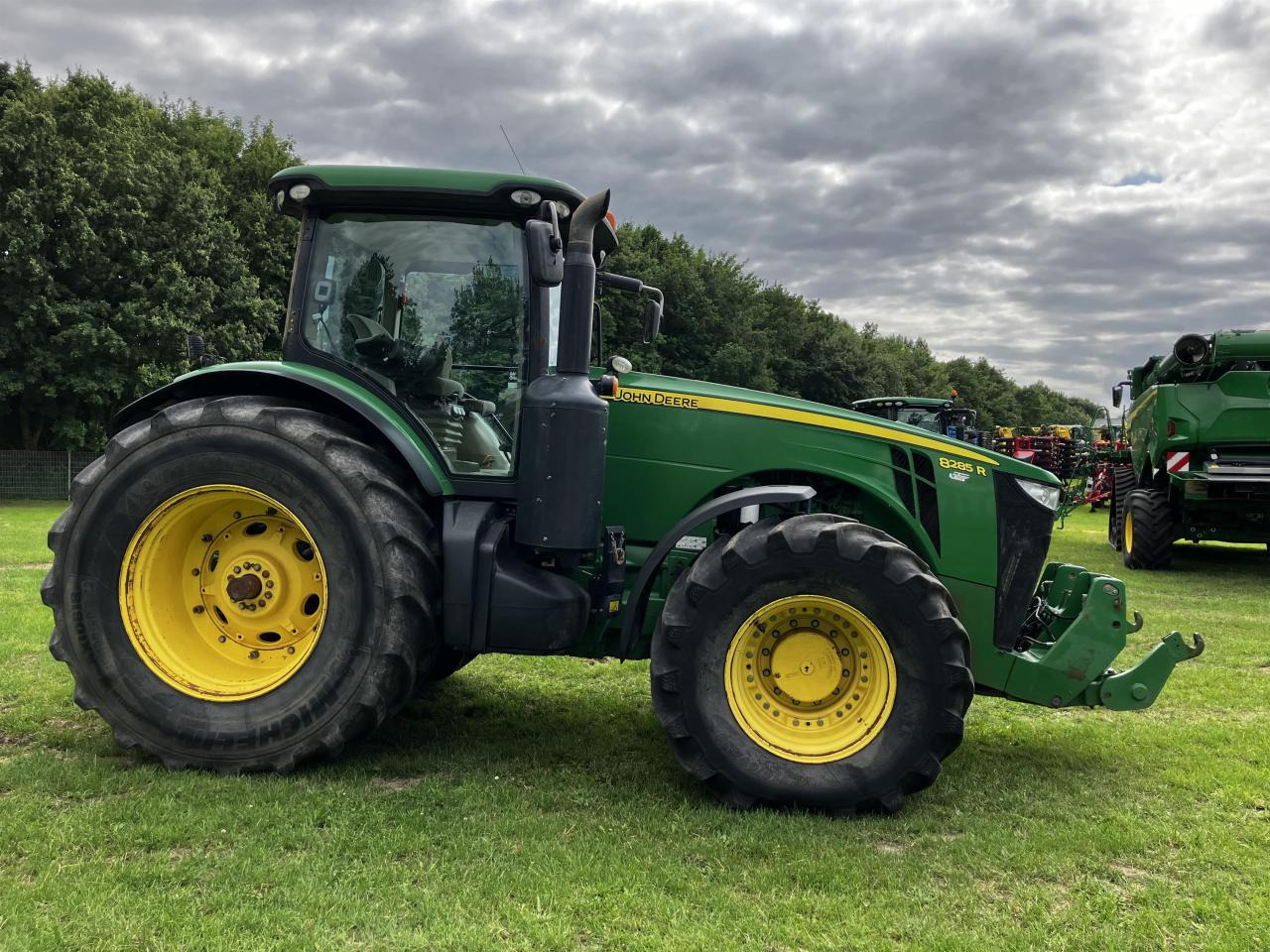 John Deere 8285R - جرار: صور 2 John Deere 8285R - جرار: صور 2