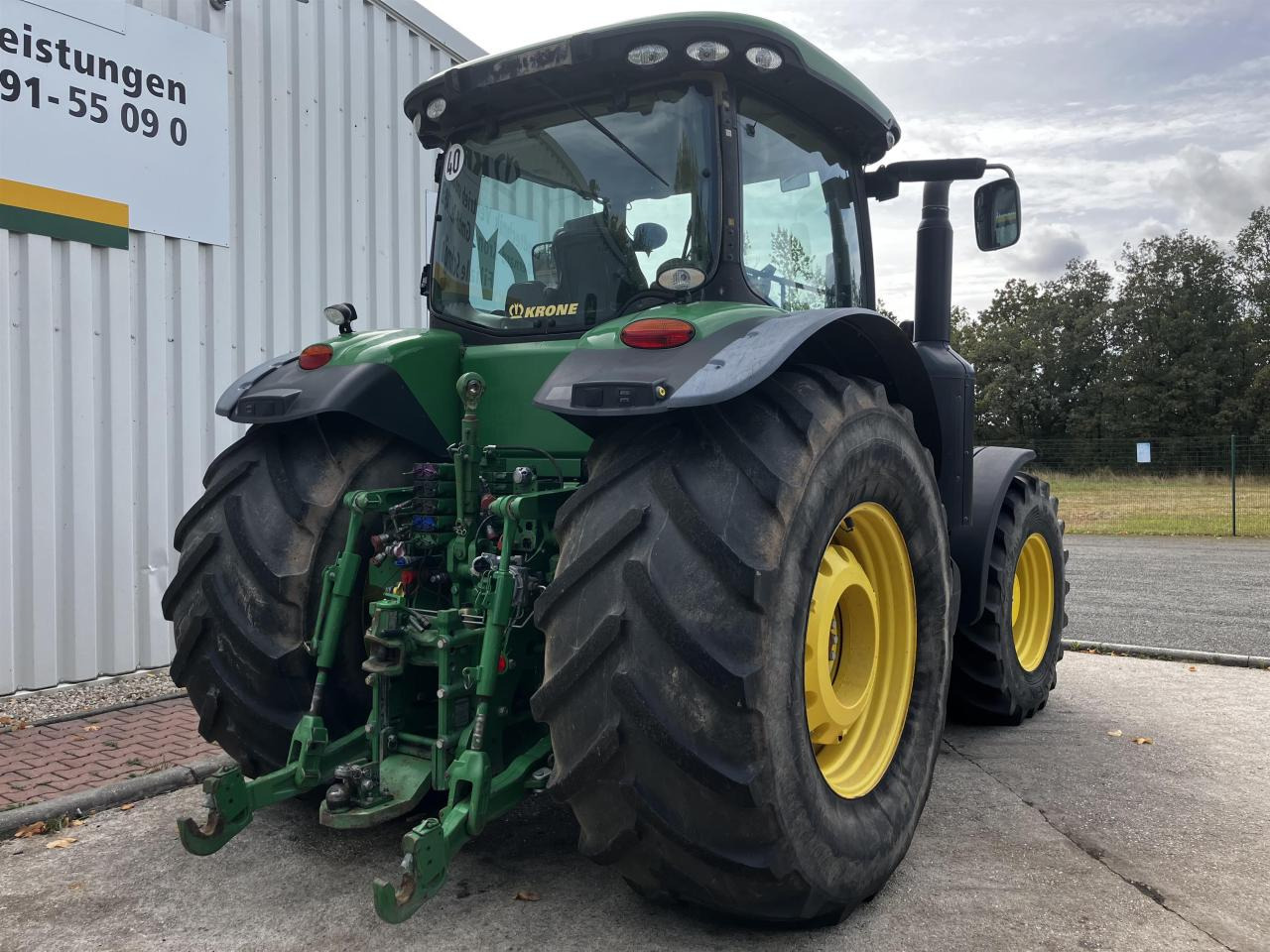 John Deere 8335R - جرار: صور 5 John Deere 8335R - جرار: صور 5