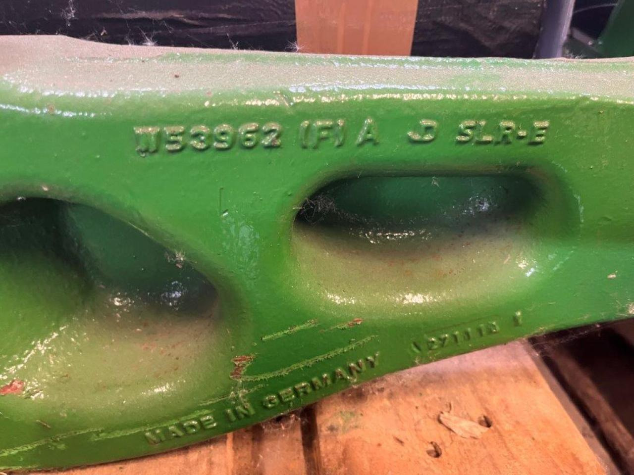 John Deere Anbaukonsolen - لوادر وحفارات أمامية: صور 5 John Deere Anbaukonsolen - لوادر وحفارات أمامية: صور 5