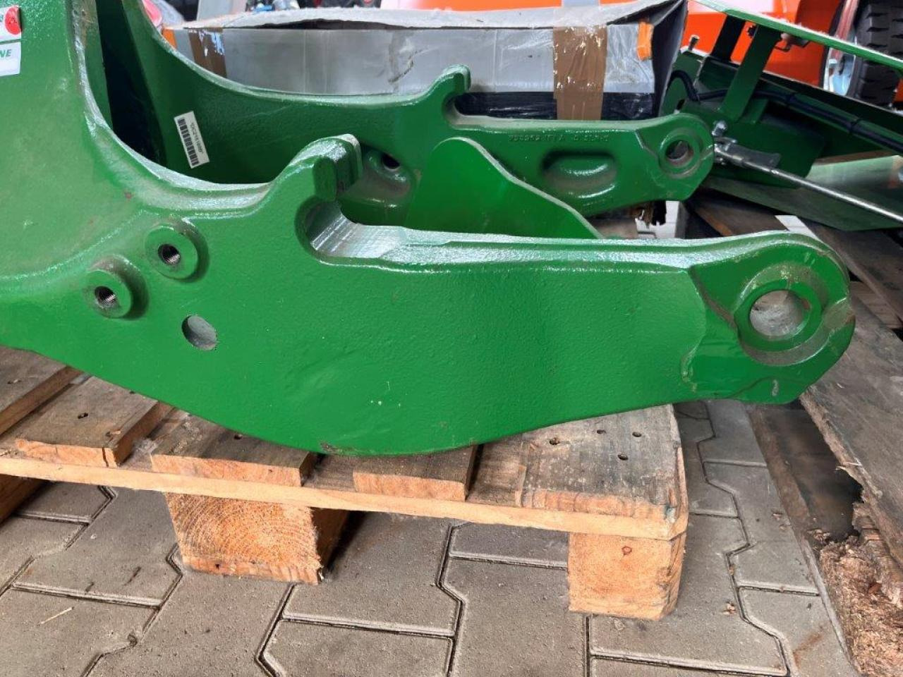 John Deere Anbaukonsolen - لوادر وحفارات أمامية: صور 3 John Deere Anbaukonsolen - لوادر وحفارات أمامية: صور 3