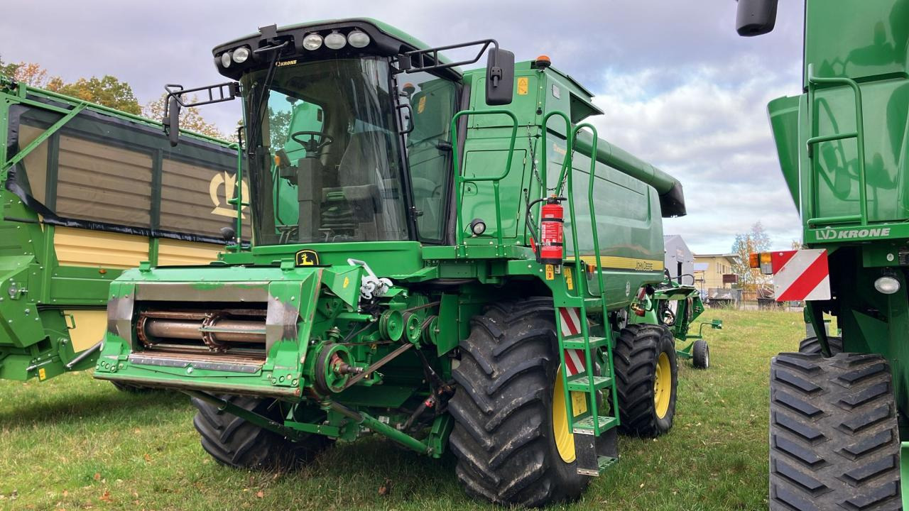 John Deere C 670 - حصادة شاملة: صور 3 John Deere C 670 - حصادة شاملة: صور 3