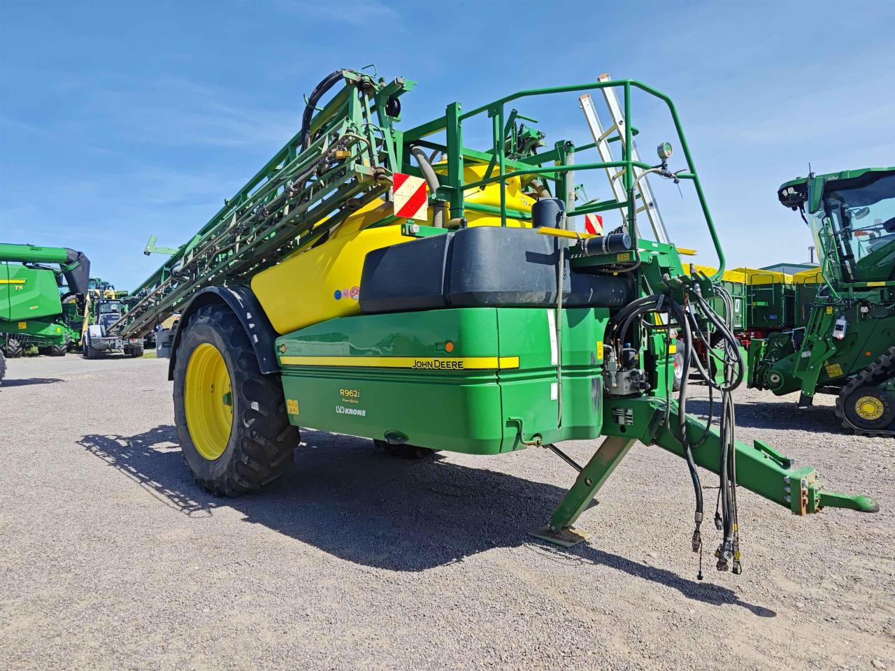 John Deere R962i - آلة الرش المقطورة: صور 2 John Deere R962i - آلة الرش المقطورة: صور 2