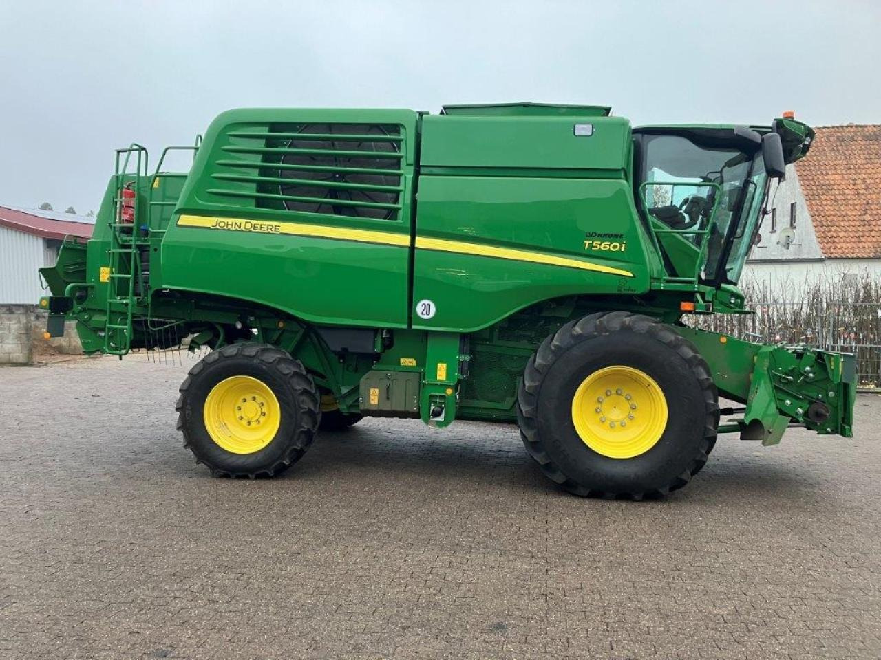 John Deere T560 - حصادة شاملة: صور 3 John Deere T560 - حصادة شاملة: صور 3