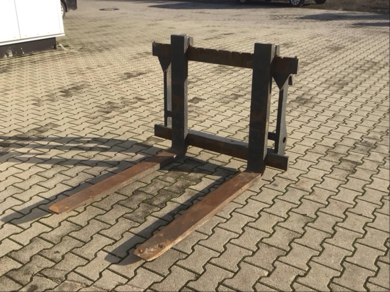 Kramer 1200 mm Palettengabel - لوادر وحفارات أمامية: صور 2 Kramer 1200 mm Palettengabel - لوادر وحفارات أمامية: صور 2