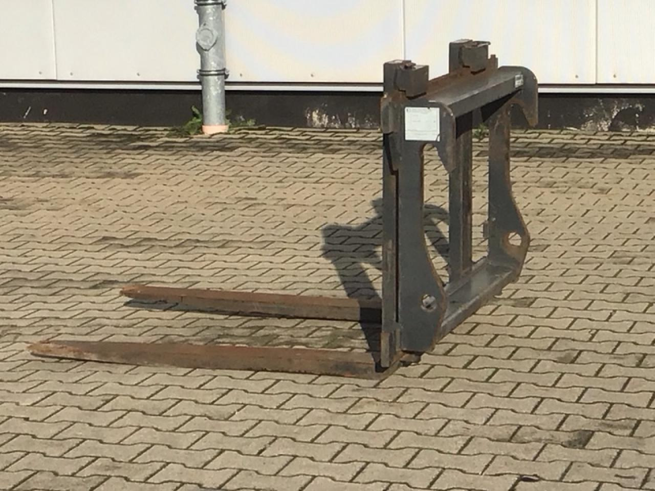 Kramer 1200 mm Palettengabel - لوادر وحفارات أمامية: صور 1 Kramer 1200 mm Palettengabel - لوادر وحفارات أمامية: صور 1