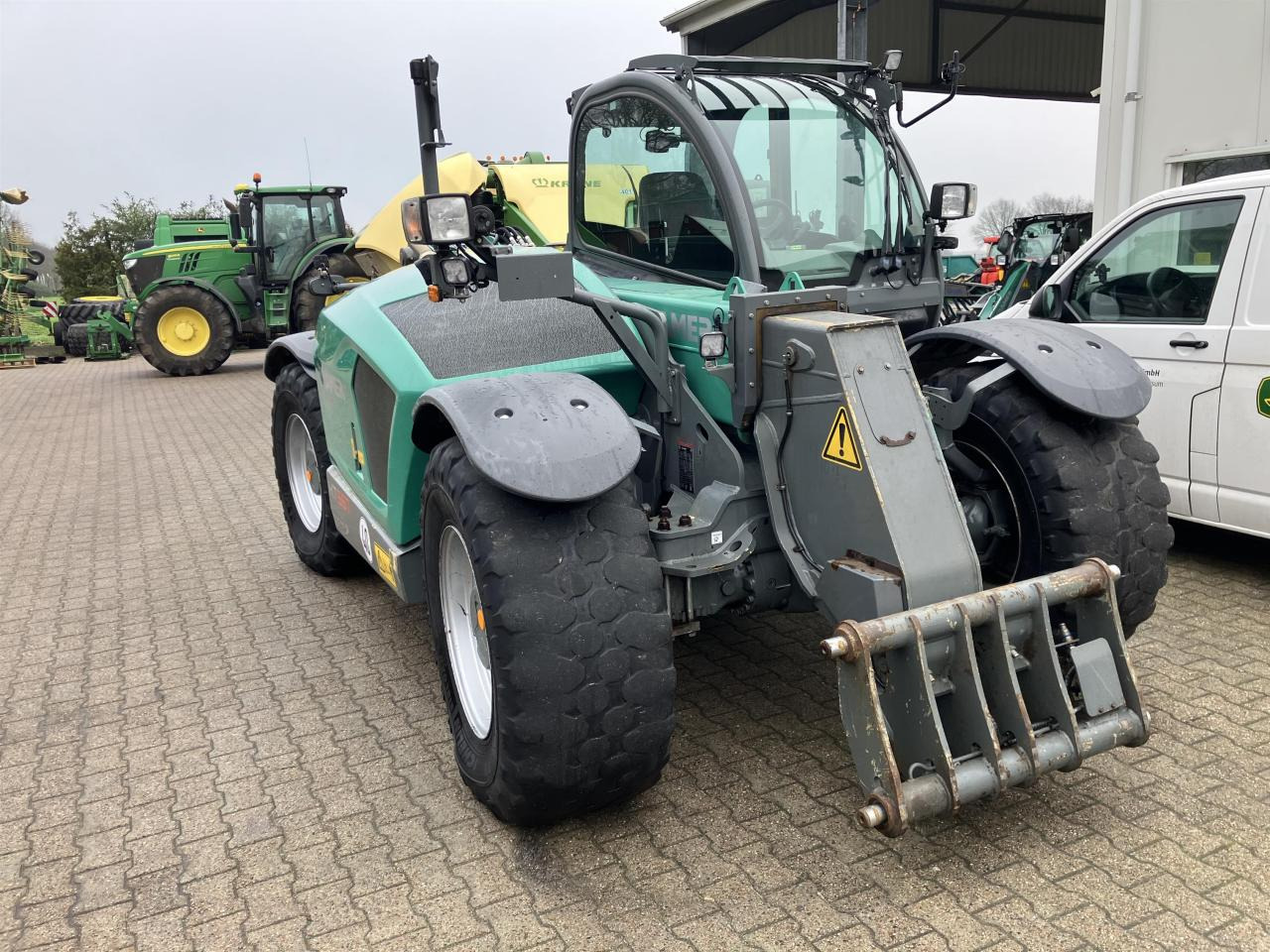 Kramer KT557 - رافعة تلسكوبية: صور 1 Kramer KT557 - رافعة تلسكوبية: صور 1
