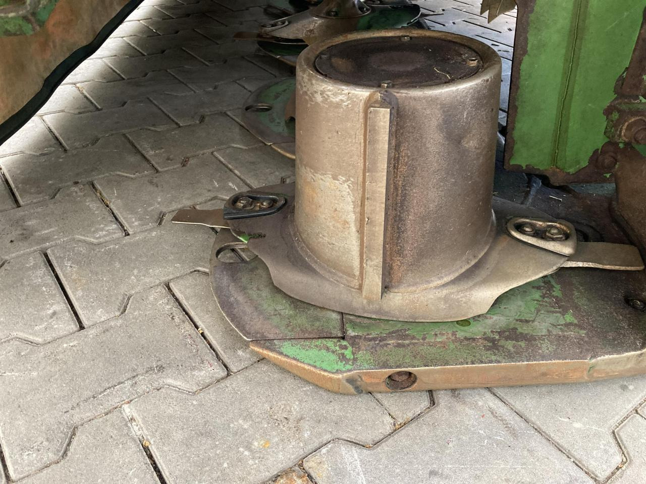 Krone EC F 320 CV - Kat. 2 - جزازة: صور 4 Krone EC F 320 CV - Kat. 2 - جزازة: صور 4