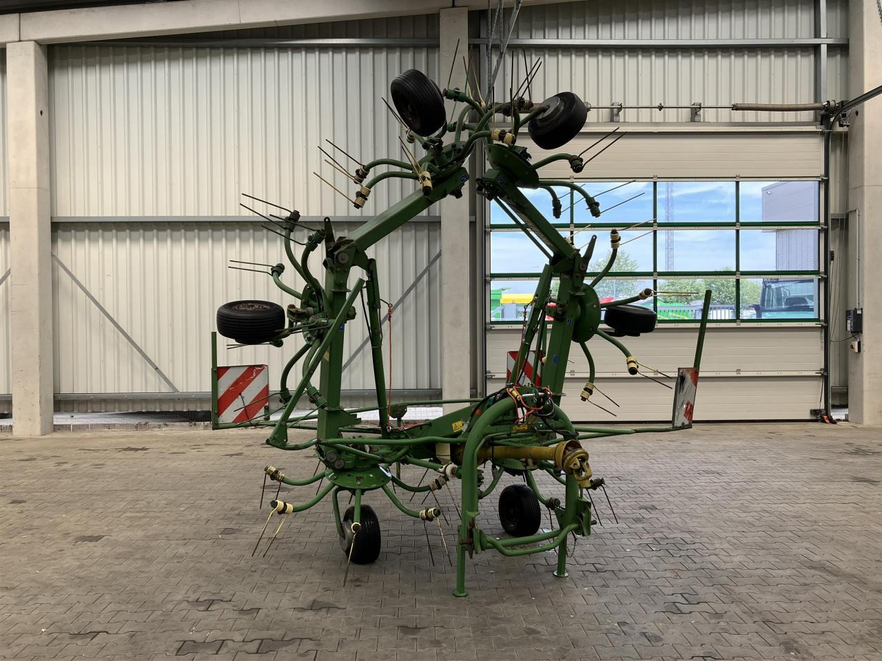 Krone KW 7.70/6x7 - لمّامَة القش: صور 2 Krone KW 7.70/6x7 - لمّامَة القش: صور 2