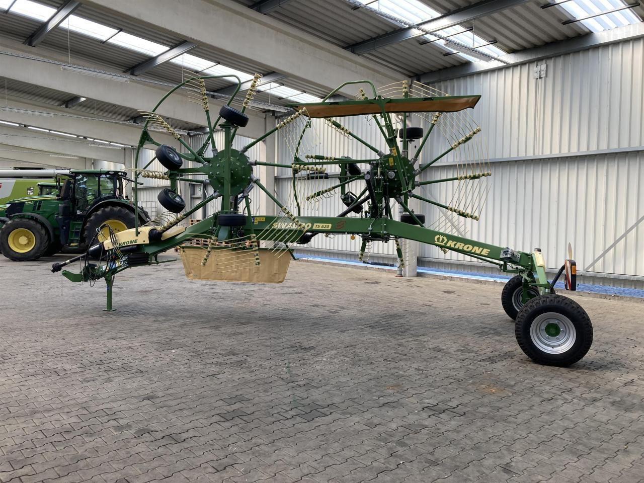 Krone Swadro TS 620 Twin - لمّامَة القش: صور 5 Krone Swadro TS 620 Twin - لمّامَة القش: صور 5