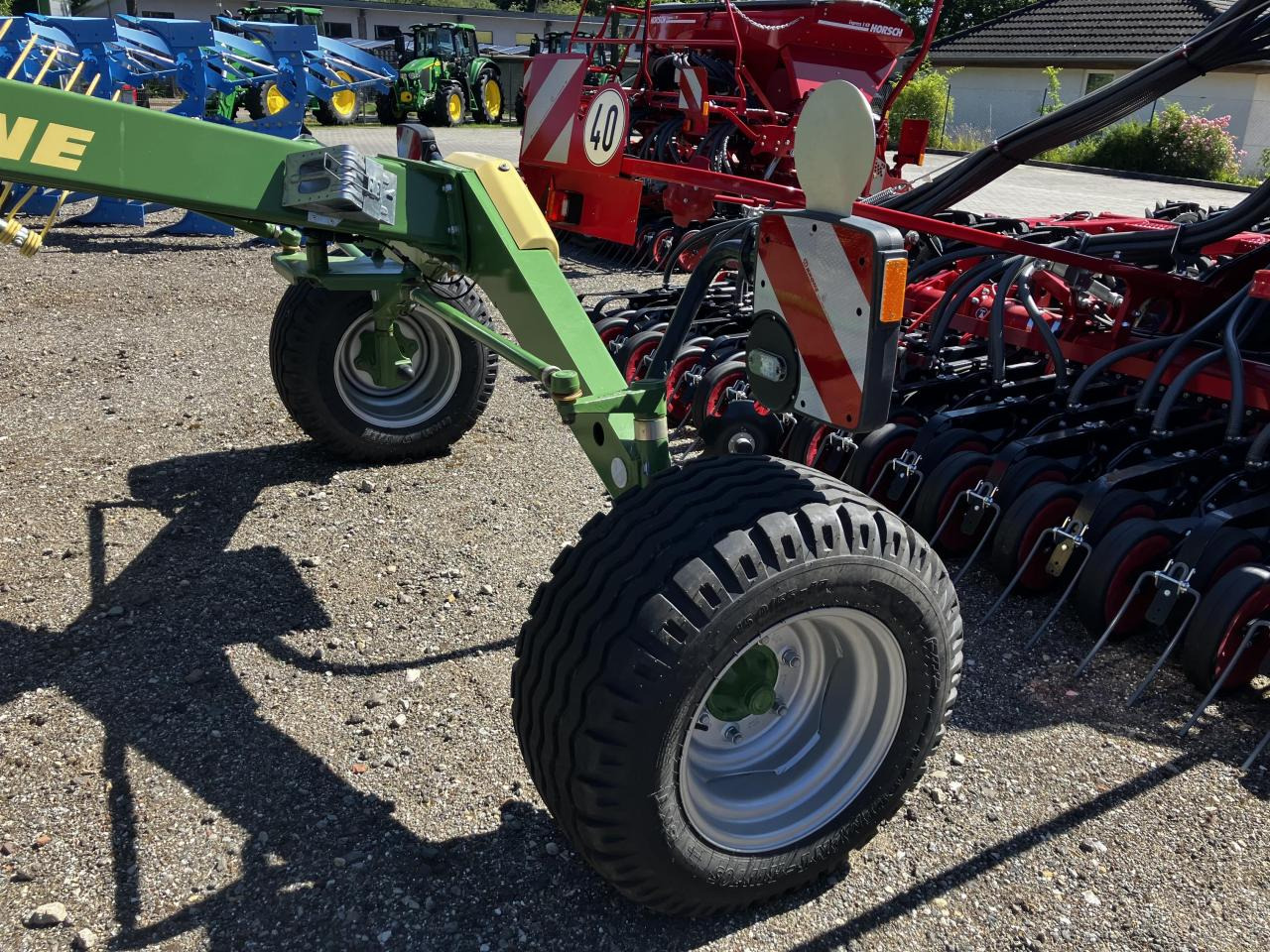 Krone Swadro TS 740 Twin - لمّامَة القش: صور 5 Krone Swadro TS 740 Twin - لمّامَة القش: صور 5