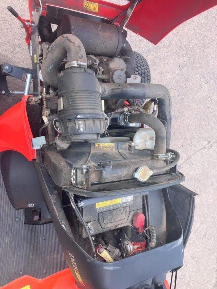 جزازة المروج Kubota GR1600-ID-II: صور 10 جزازة المروج Kubota GR1600-ID-II: صور 10