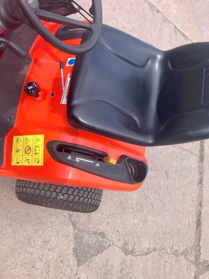جزازة المروج Kubota GR1600-ID-II: صور 9 جزازة المروج Kubota GR1600-ID-II: صور 9
